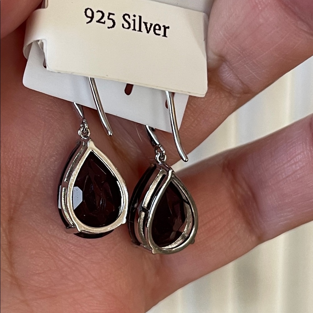 Elegant Natural Green Topaz Teardrop Dangling Earrings in 925 Sterling Silver - Picture 5 of 11